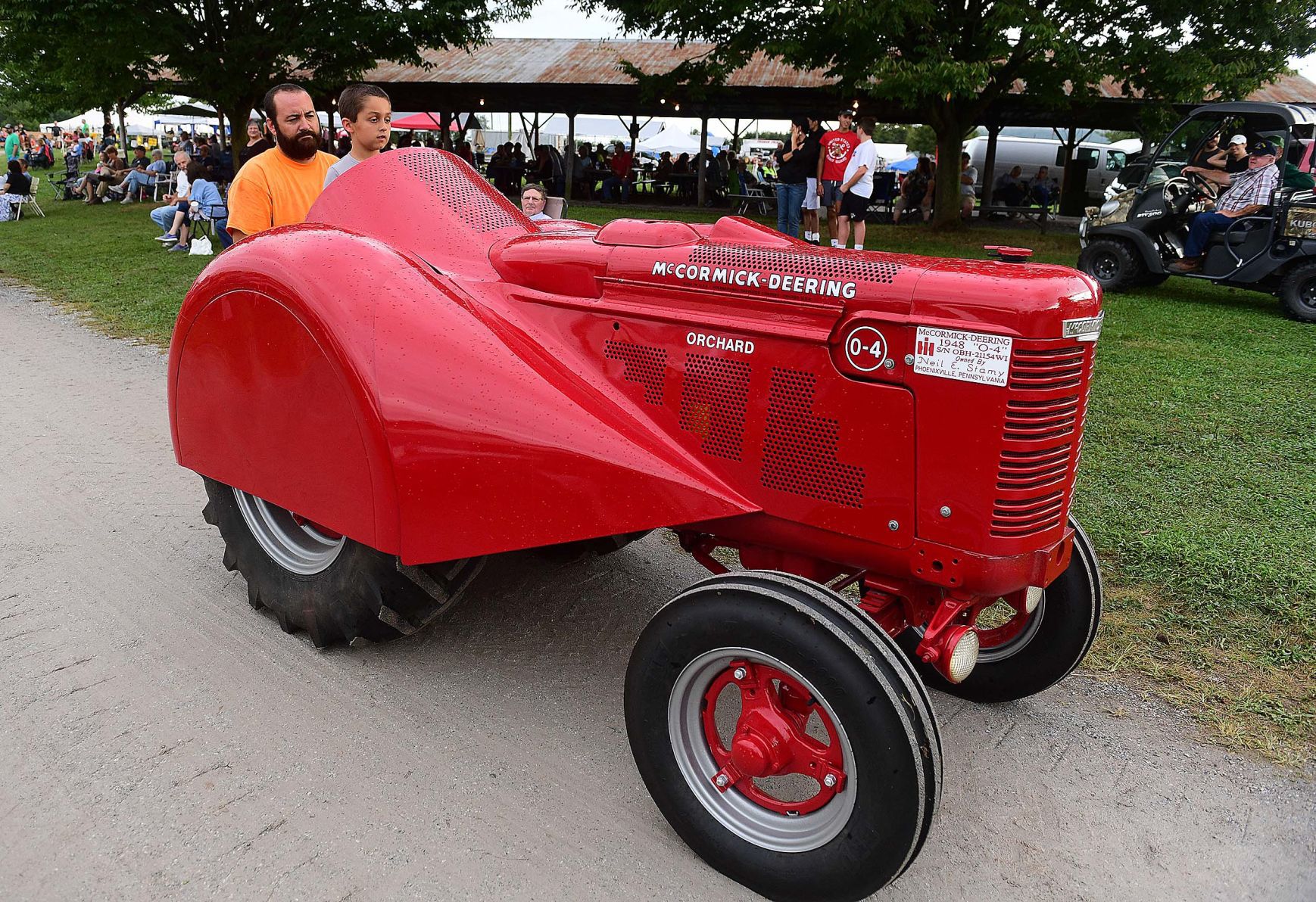 Tractor Parade 8